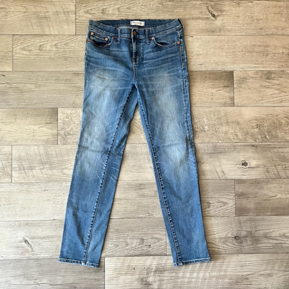 Madewell Alley Straight Jeans Size 30 Mid-Rise Medium Wash Whiskered Denim